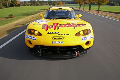 Dodge Viper Gts R Racer Becomes Street Legal Project Autoevolution