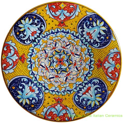 Italian Hand Painted Ceramic Majolica Plate 30cm