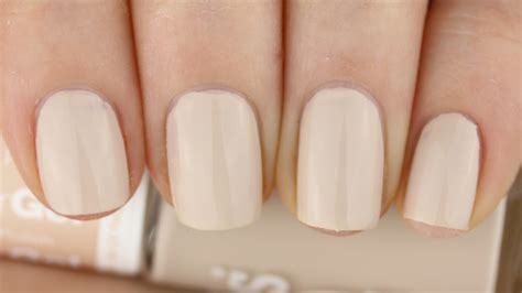 Swatch Models Own Naked Glow HyperGel Pinky Polish