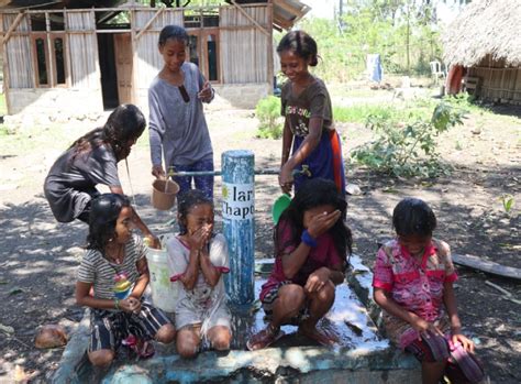 Akses Air Bersih Untuk Wekeke Dan Kareka Nduku Ntt