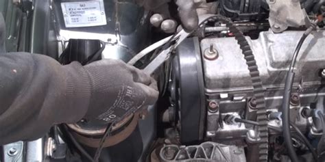 Ремень ГРМ: зачем он нужен, сколько стоит замена и как провести её ...