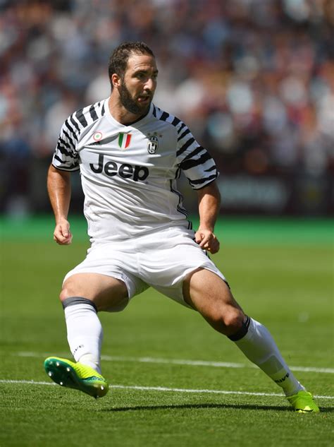 Higuain Debutta Con La Juventus