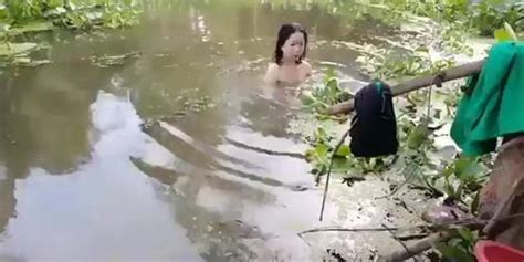 Vietnamese Milf 2 Tnaflix