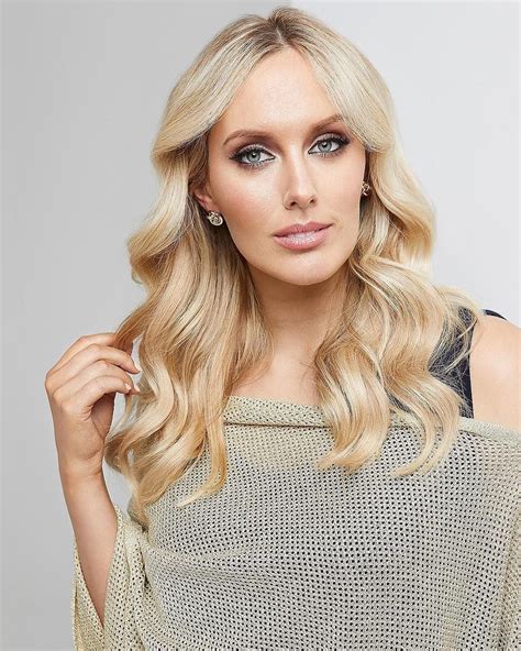 343 Likes, 13 Comments - JESS KING (@jessraeking) on Instagram: “I feel