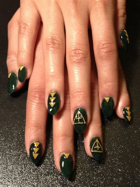 100+ Awesome Green Nail Art Designs | Styletic