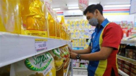 Harga Minyak Goreng Sabtu 18 Juni 2022 Di Indomaret Alfamart Turun