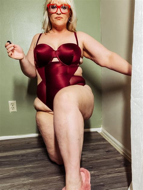 Fuzzy Pink Slippers BBW In Lingerie Bends Over Blowjob 28 Pics XHamster