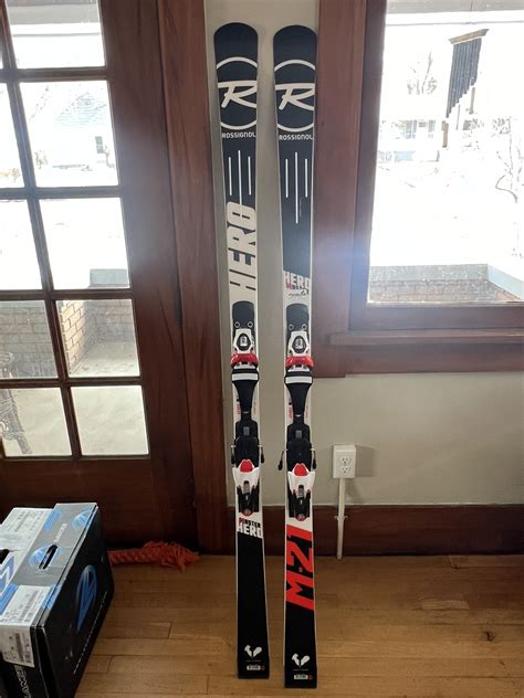 Unisex Rossignol Master Hero Racing With Bindings Max Din Hero