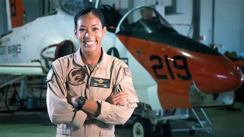 Us Navys 1st Black Female Tactical Air Pilot Set To Get Her Wings