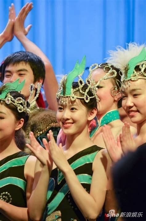 Nh Th I I H C Xinh P Ch A T Ng C Ng B C A Hot Girl Tr S A G Ng M T Tr Znews Vn