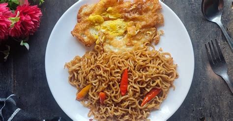 Resep Mie Goreng Telur Oleh Widjie Astuti Cookpad