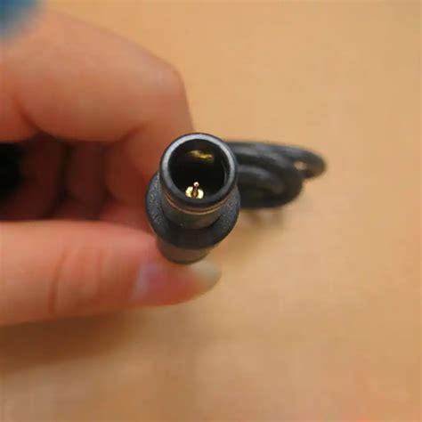 X With Pin Inside Dc Power Charger Plug Cable Connector For Dell