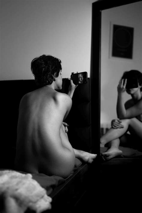 Nude Self Portraits XPUB Lens Based Wiki