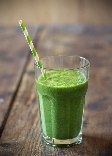 Detox Green Smoothie Green Juice And Smoothie Recipes POPSUGAR