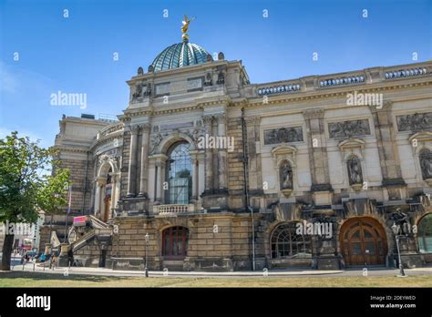 Hochschule für Bildende Künste Georg Treu Platz Dresden Sachsen