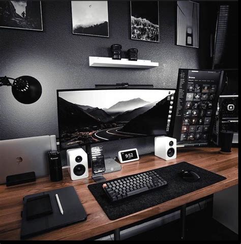 Black And White Clean Desk Setup Home Studio Setup Home Office Setup