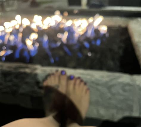 Ivy King On Twitter Who Wants To Massage My Feet By The Fire While I