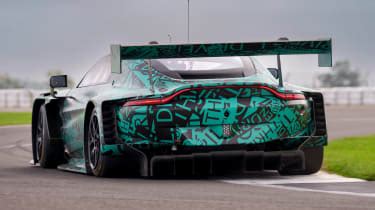 Aston Martin Confirms New Vantage Gt For Le Mans Pictures Evo