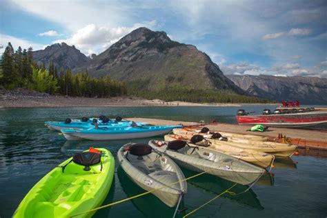 Lake Minnewanka Boat Rentals: Motor Boats & Kayak Rentals