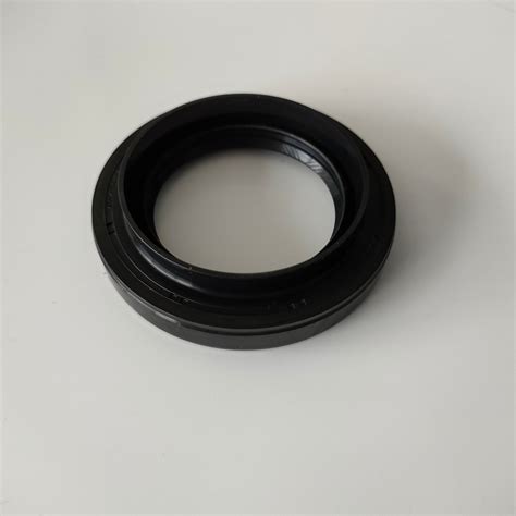 Factory Wholesale High-Quality Oil Seal 90311-42033 for Toyota Hilux ...