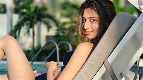 Hot And Bold Photos Of Erica Fernandes That Will Surprise You Flickonclick