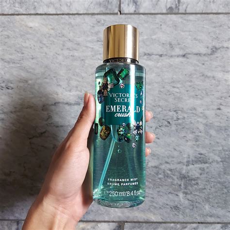 VICTORIA'S SECRET: Emerald Crush Mist, Beauty & Personal Care ...