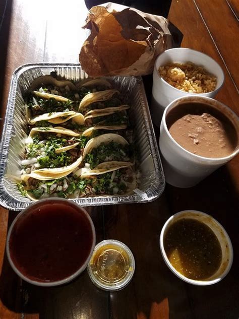 El Tapatio: Taco Tues