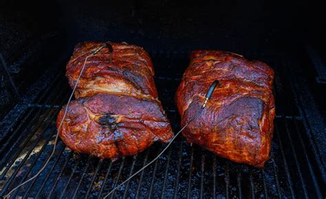 how long to smoke 10 lb pork shoulder at 225