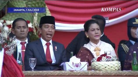 Kala Presiden Jokowi Ikut Bernyanyi Saat Slank Dan Putri Ariani Tampil