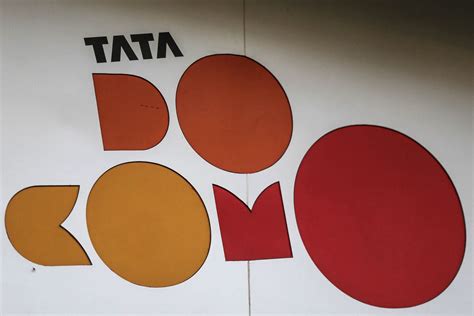 Tata-Docomo Settlement Seen Helping Investor Confidence in India ...