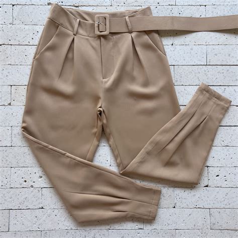 CALÇA ALFAIATARIA CENOURA CINTO PREMIUM NUDE Dondoca Moda Feminina