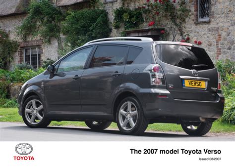 Toyota Verso 2009 Owners Manual 7