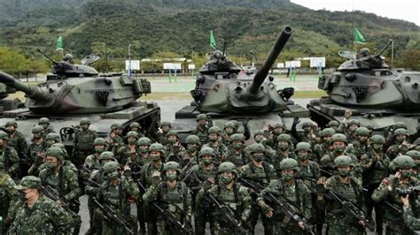 Taiwan studies Ukraine war for own battle strategy with China – Euractiv