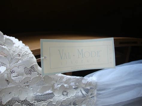 VINTAGE 1980 S VAL Mode Two Piece Lingerie Set Made In Usa Retailed For 100 50 11 PicClick UK