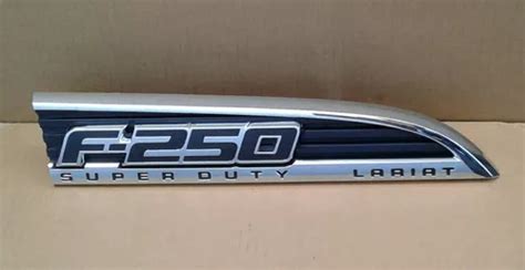 Emblema Ford F Super Duty Lariat Lado Derecho Usado Meses Sin Inter S