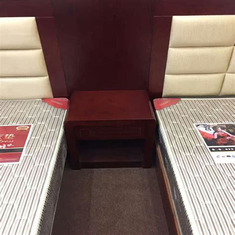 Купить Мебель для гостиниц 定制酒店家具全套 宾馆客房双人床全实木标间客房 套房软包床直销 Prance в ...