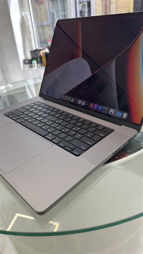 MacBook Pro 16" M1 Pro, 1TB гр. Русе Център • OLX.bg