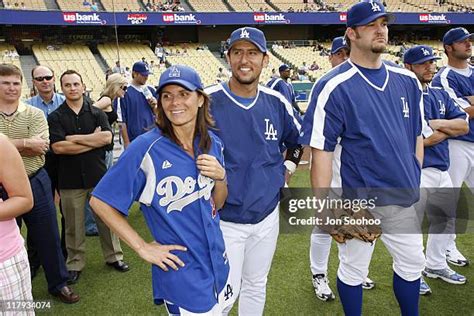 141 Mia Hamm And Nomar Garciaparra Photos And High Res Pictures Getty Images