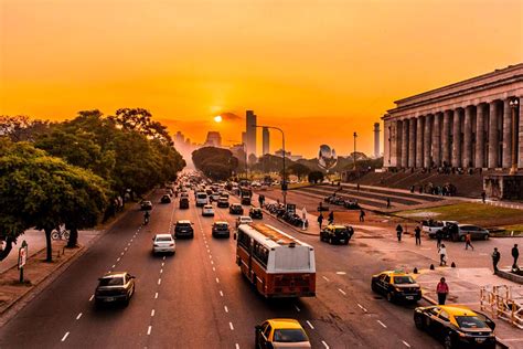 Avenida Del Libertador Repleta De Atrativos Em Buenos Aires Aguiar