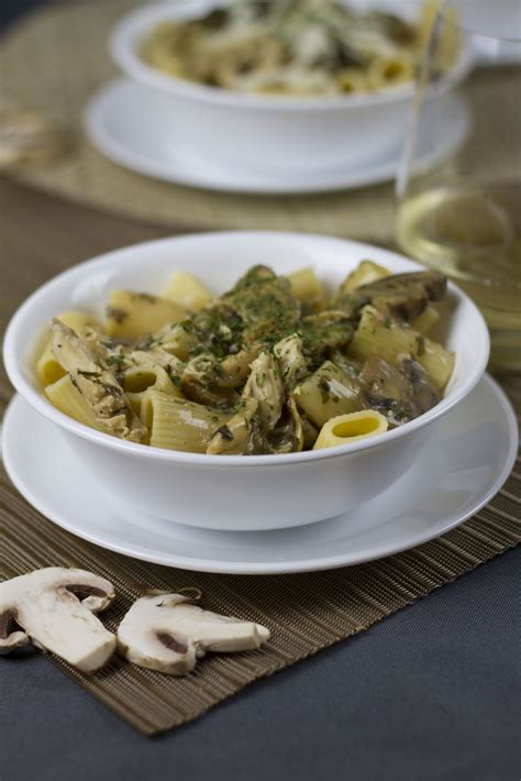 Creamy Chicken Moscato - EMWL