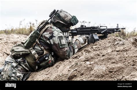 Machine Gunner Of 1st Marine Infantry Parachute Regiment RPIMA Firing