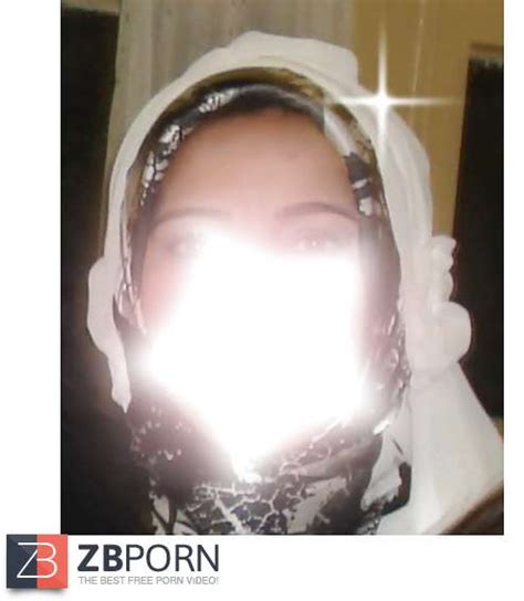 MATURE HIJAB SEDA SUCHT STUDS ZB Porn