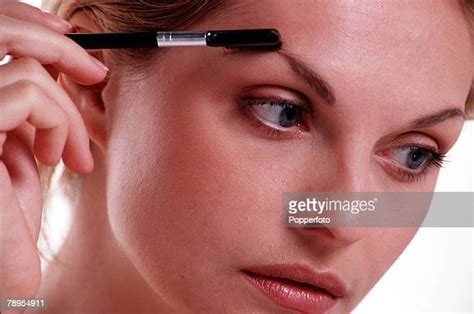 160 Young Woman Eyebrow Brush Stock Photos High Res Pictures And