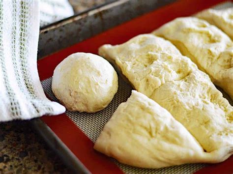 Easy Vegan Pita Bread - Living Vegan