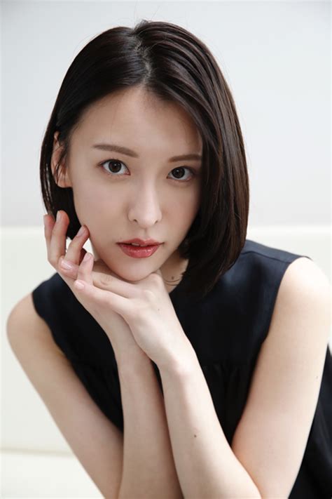sena natsuki talents bond  entertainment agency
