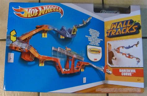 Solena S Test Welt Hot Wheels Wall Tracks