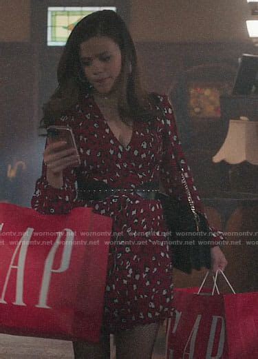 Maggie's red leopard print dress on Charmed La Outfits, Tv Show Outfits, Outfits For Teens ...