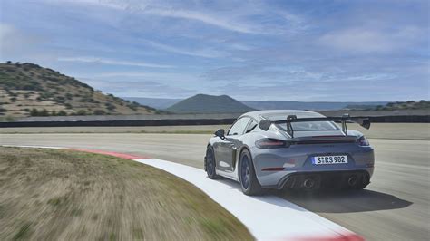 2022 Porsche 718 Cayman GT4 RS Arrives To Challenge The 911