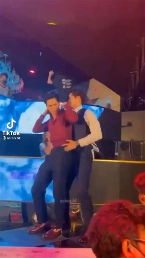 The Life Of A Gay Korean Man Cute Couple Videos Cute Celebrity Guys Gay Relationship