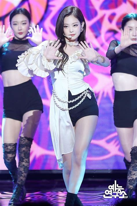 BLACKPINK Jennie SOLO Live MBC Music Core 181201 Blackpink